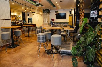 Cafenea-bar 159 mp, renovată 2023 în Sidirokastro anunturi imobiliare Grecia