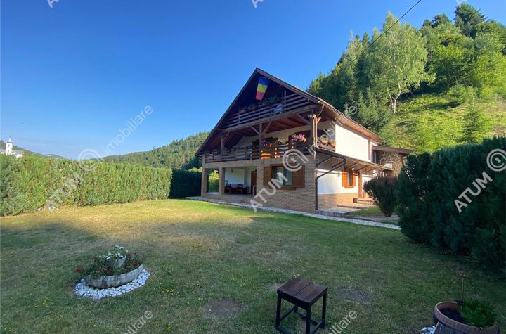 Apartament 8 camere de vanzare VADU MOTILOR - Alba anunturi imobiliare Alba