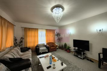 Vilă individuală cu 5 camere, curte proprie în Afumați lângă primărie anunturi imobiliare Bucuresti
