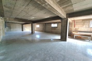 Spațiu comercial de inchiriat CALEA CISNADIEI - Sibiu anunturi imobiliare Sibiu