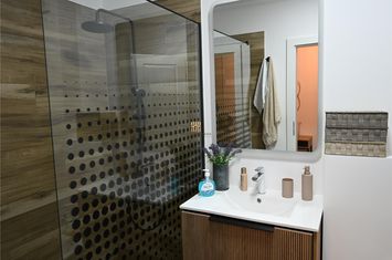 Apartament 3 camere de inchiriat BURDUJENI - Suceava anunturi imobiliare Suceava