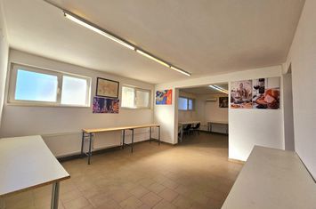 Spațiu comercial de inchiriat TEREZIAN - Sibiu anunturi imobiliare Sibiu