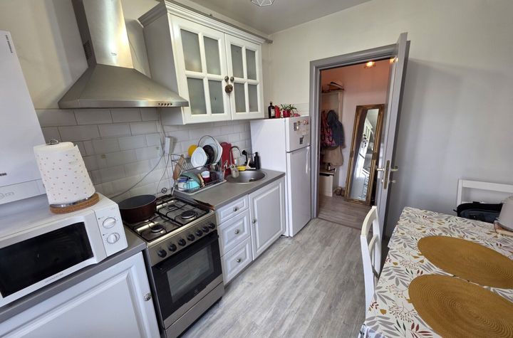 Apartament 2 camere de vanzare 1-DECEMBRIE - Bucuresti anunturi imobiliare Bucuresti