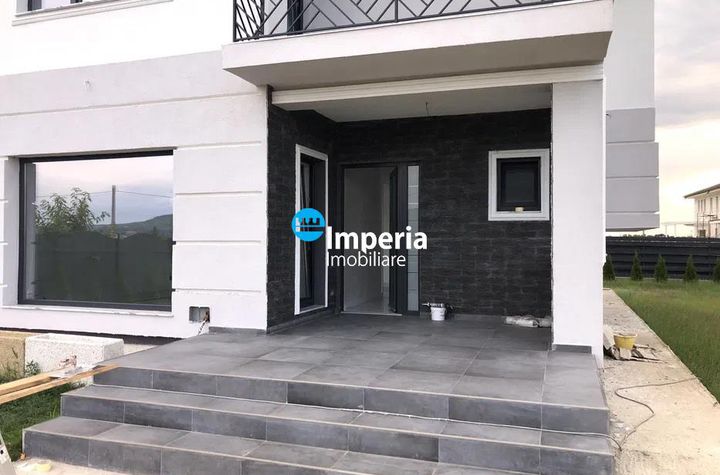 Vilă - 5 camere de vanzare VISANI - Iasi anunturi imobiliare Iasi