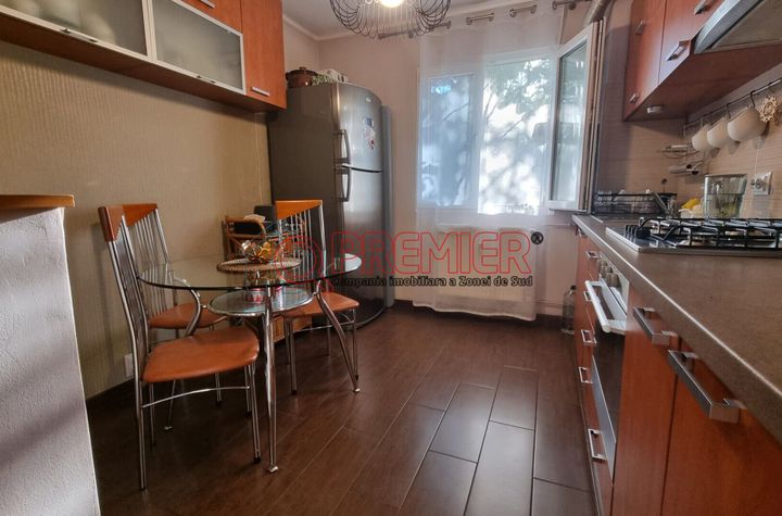 Nu rata! Bulevardul  Alexandru Obregia -  3 camere anunturi imobiliare Bucuresti