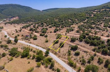 Teren construibil 527 mp în Makrichori anunturi imobiliare Grecia