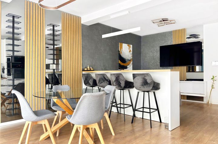 Ap 3 Cam | Vanzare | 2x Parcare | Piscina | Mobilat+Utilat | Chisoda anunturi imobiliare Timis