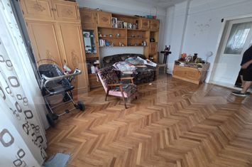 Vilă - 3 camere de vanzare IERNUT - Mures anunturi imobiliare Mures