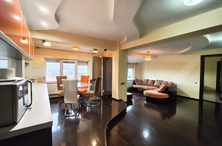 Apartament 4 camere de vanzare ORADEA - Bihor anunturi imobiliare Bihor