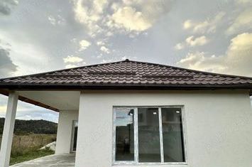 Casă - 4 camere de vanzare HARMAN - Brasov anunturi imobiliare Brasov
