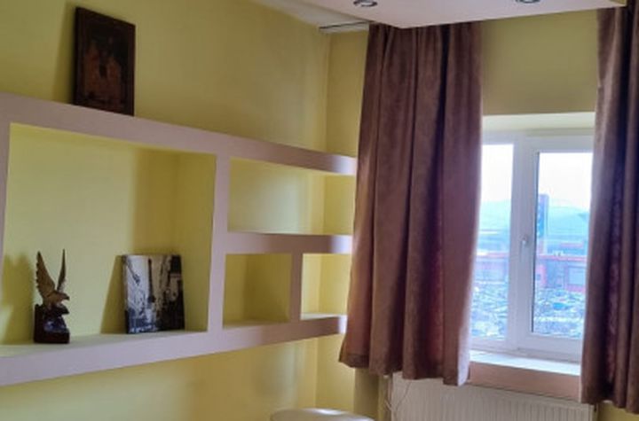 Apartament 3 camere de vanzare IASI - Iasi anunturi imobiliare Iasi