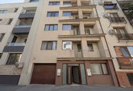 1.200.000 €, Birou