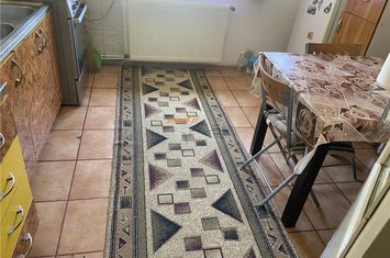 Apartament 3 camere de vanzare GARA - Vrancea anunturi imobiliare Vrancea