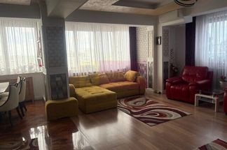 Apartament 4 camere de vânzare Bucuresti - Titan