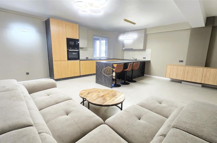 Apartament 3 camere de inchiriat ULTRACENTRAL - Satu Mare anunturi imobiliare Satu Mare