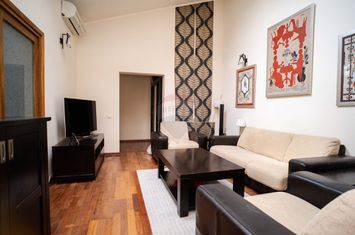 Apartament 3 camere pe strada Păcurari anunturi imobiliare Iasi