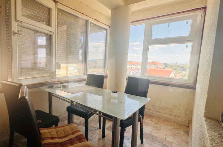 Apartament 4 camere de vanzare ORADEA - Bihor anunturi imobiliare Bihor