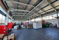 2.500 €, Spațiu industrial