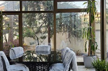 DISPONIBIL IMEDIAT VILA SUPERBA- IANCU NICOLAE anunturi imobiliare Bucuresti