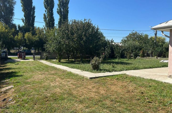 Casă - 4 camere de vanzare IASI - Iasi anunturi imobiliare Iasi