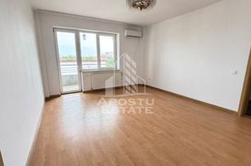 Apartament cu doua camere in zona Girocului, loc de parcare anunturi imobiliare Timis