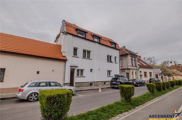 Apartament 4 camere de vanzare CENTRUL ISTORIC - Brasov anunturi imobiliare Brasov