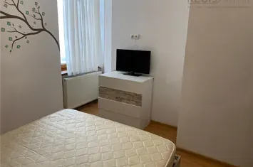 Apartament 3 camere de inchiriat BRASOVUL VECHI - Brasov anunturi imobiliare Brasov