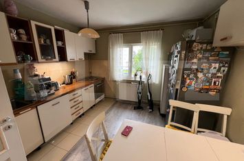 Apartament 3 camere de vanzare CLUJ-NAPOCA - Cluj anunturi imobiliare Cluj