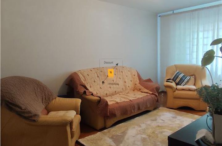 Apartament 3 camere de vanzare 9 MAI - Prahova anunturi imobiliare Prahova