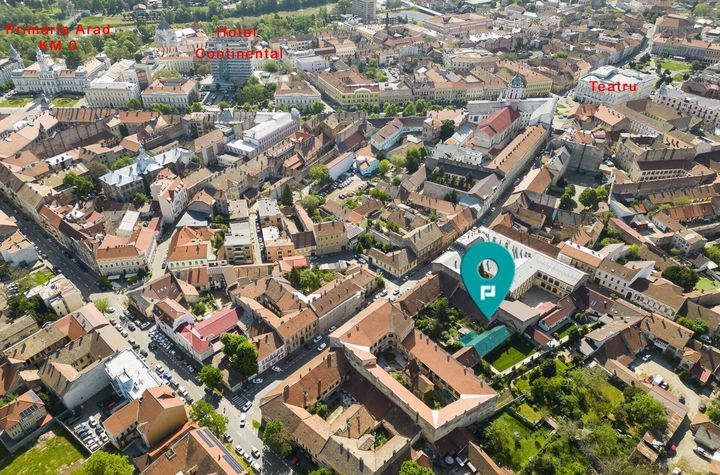 Apartament 4 camere ultracentral anunturi imobiliare Arad