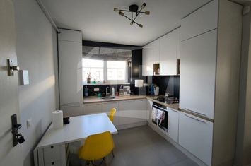 Apartament 2 camere de vanzare CLUJ-NAPOCA - Cluj anunturi imobiliare Cluj