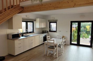 Casă - 3 camere de inchiriat TOCILE - Sibiu anunturi imobiliare Sibiu