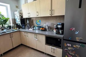 Apartament 2 camere de inchiriat TRACTORUL - Brasov anunturi imobiliare Brasov