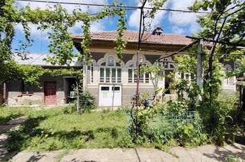 Casă - 4 camere de vanzare CRAIOVA - Dolj anunturi imobiliare Dolj