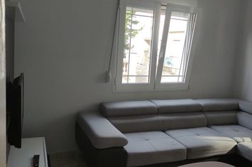 Garsonieră mobilată 38 mp, mezanin — centru Drama anunturi imobiliare Grecia