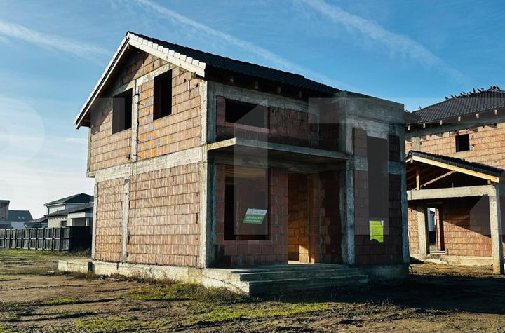 Casă - 3 camere de vanzare ARAD - Arad anunturi imobiliare Arad