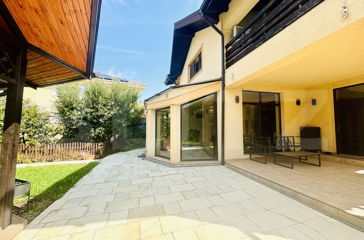 Vilă - 7 camere de vanzare DUMBRAVITA - Timis anunturi imobiliare Timis