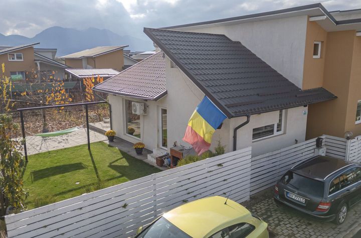 Casa mobilata utilata cartier Izvor Tarlungeni Brasov anunturi imobiliare Brasov