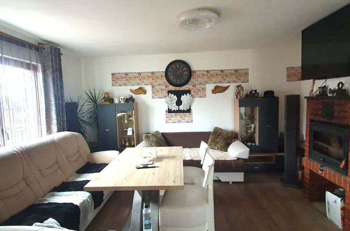 Casa de vanzare in Floresti pe Colonia de sub deal! anunturi imobiliare Cluj