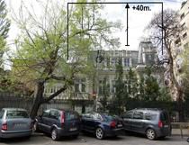 Bloc de 40 de metri linga Ambasada Frantei, pe strada Biserica Amzei