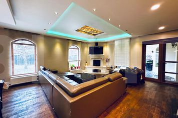 Casă - 7 camere de vanzare ARAD - Arad anunturi imobiliare Arad