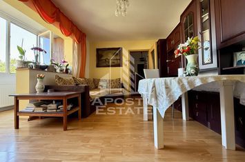 Apartament cu camere, etajul 3, centrala proprie, zona Girocului anunturi imobiliare Timis