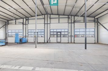 Hală 570 mp Centura Nord anunturi imobiliare Arad