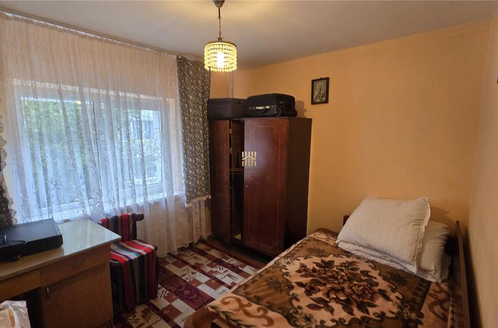Apartament 3 camere de inchiriat CENTRAL - Suceava anunturi imobiliare Suceava