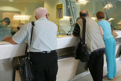 Portiţele noilor măsuri fiscale. Cum să „fentezi“ impozitul suplimentar pe locuinţă