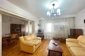 Apartament 4 camere, zona Centrala - Piata Mica, Lac anunturi imobiliare Arad