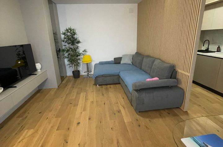 Apartament 3 camere de vanzare BUCURESTI - Bucuresti anunturi imobiliare Bucuresti