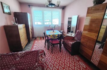 Apartament 3 camere de vanzare CENTRAL - Harghita anunturi imobiliare Harghita