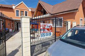 Casă - 5 camere de vanzare CENTRAL - Alba anunturi imobiliare Alba