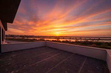 Vilă - 4 camere de vanzare NAVODARI - Constanta anunturi imobiliare Constanta